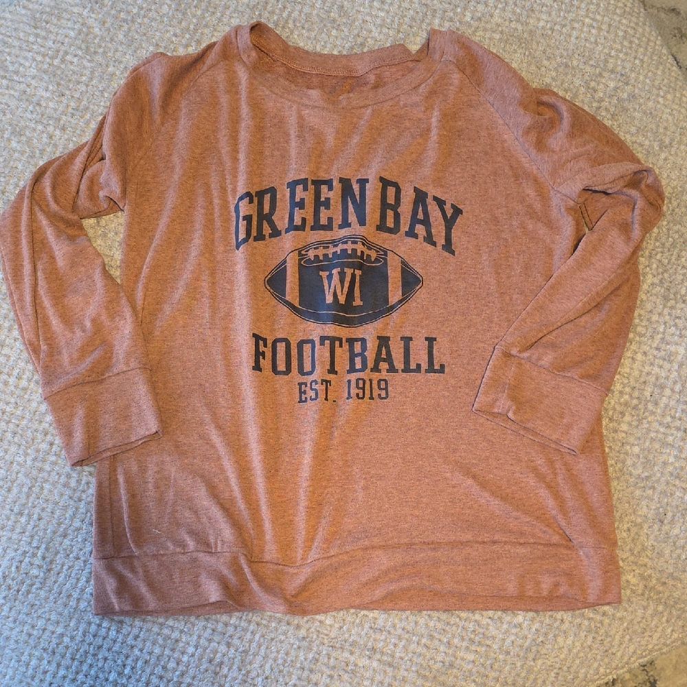 Green Bay Football Rust Long Sleeve Crewneck.  NFL. Size Large